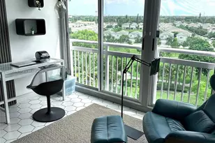 4400 Hillcrest Dr, Hollywood, FL 33021 - Photo 32