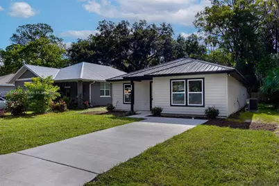 1523 NE 1st Avenue, Gainesville, FL 32641 - Photo 2