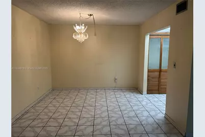 1940 NW 119th St #803, Miami, FL 33167 - Photo 2