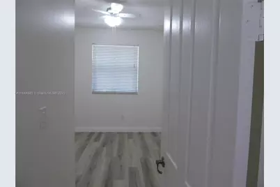 1037 NE 42nd Pl, Homestead, FL 33033 - Photo 10