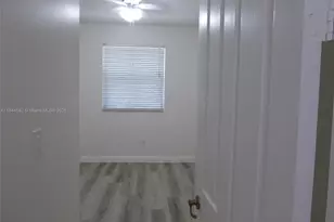 1037 NE 42nd Pl, Homestead, FL 33033 - Photo 10