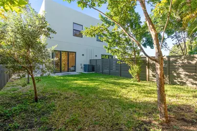 2887 SW 33rd Ave, Miami, FL 33133 - Photo 34