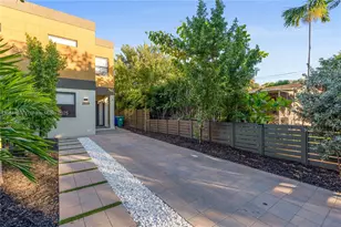 2887 SW 33rd Ave, Miami, FL 33133 - Photo 36