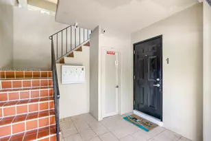 801 NE 18th Ave, Fort Lauderdale, FL 33304 - Photo 4