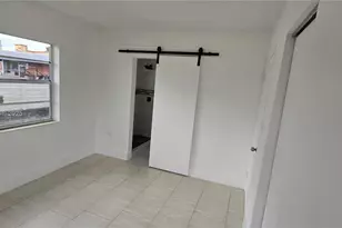 699 W 14th St, Hialeah, FL 33010 - Photo 10