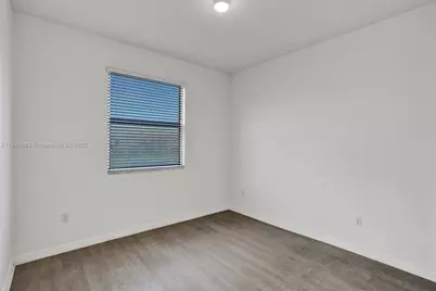 643 NE 191st Ter, Miami, FL 33179 - Photo 36