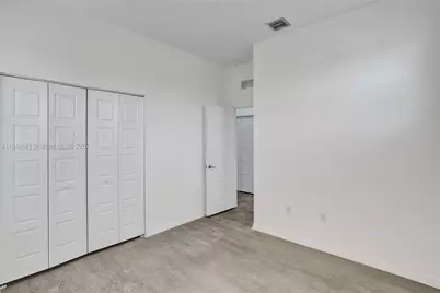 643 NE 191st Ter, Miami, FL 33179 - Photo 26