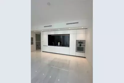 300 Biscayne Blvd Way #3108, Miami, FL 33131 - Photo 14