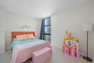 20335 W Country Club Dr #1402, Aventura, FL 33180 - Photo 16