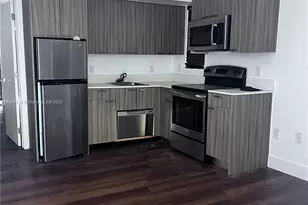 557 Michigan Ave, Miami Beach, FL 33139 - Photo 2