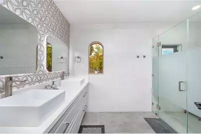 117 S Royal Poinciana Blvd, Miami Springs, FL 33166 - Photo 20