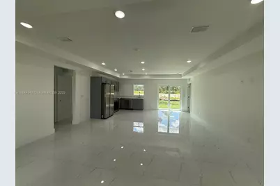 322 McArthur, Lehigh Acres, FL 33974 - Photo 8