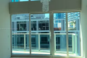 41 SE 5th St, Miami, FL 33131 - Photo 1