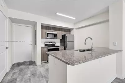 400 NW 112th Ave #610, Sweetwater, FL 33172 - Photo 12