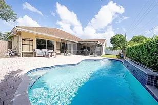 938 SW 149th Terrace, Sunrise, FL 33326 - Photo 4
