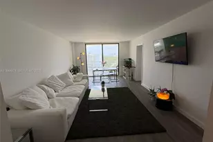 13499 Biscayne Blvd, North Miami, FL 33181 - Photo 10