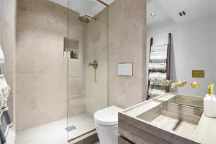 2301 Collins Ave, Miami Beach, FL 33139 - Photo 32