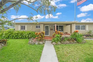9880 Jamaica Dr, Cutler Bay, FL 33189 - Photo 4