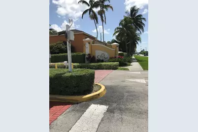 170 SE 6th Rd, Homestead, FL 33030 - Photo 2