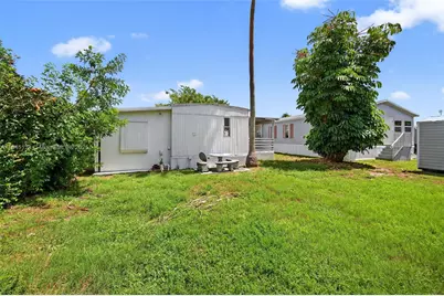 2430 SW 53rd St, Dania Beach, FL 33312 - Photo 30