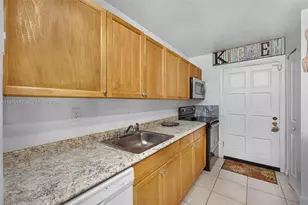 8500 SW 109th Ave, Miami, FL 33173 - Photo 16