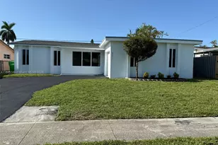 8981 NW 24th St, Sunrise, FL 33322 - Photo 4