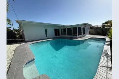 8981 NW 24th St, Sunrise, FL 33322 - Photo 18