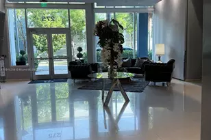 275 NE 18th St, Miami, FL 33132 - Photo 32