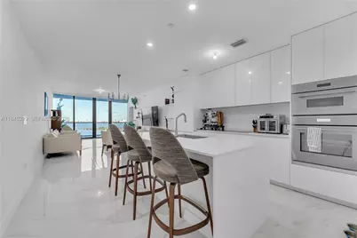 700 NE 24th Street #1405, Miami, FL 33137 - Photo 8