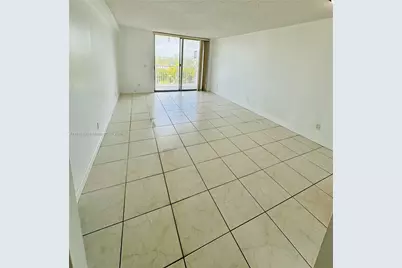 2020 NE 135th St #807, North Miami, FL 33181 - Photo 6