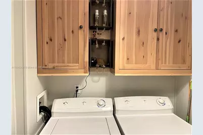 8671 SW 18th Pl #n/a, Davie, FL 33324 - Photo 16