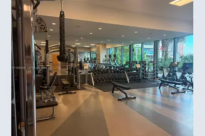 88 SW 7th St #2603, Miami, FL 33130 - Photo 32