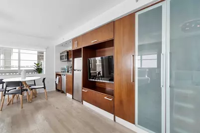 1024 Ocean Dr #A207, Miami Beach, FL 33139 - Photo 8