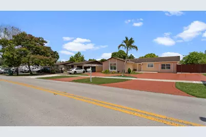 13330 SW 79th St, Miami, FL 33183 - Photo 4