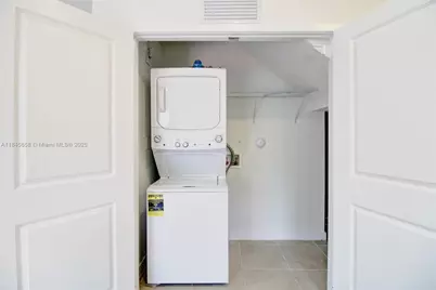 339 NE 12th St #339, Florida City, FL 33034 - Photo 10
