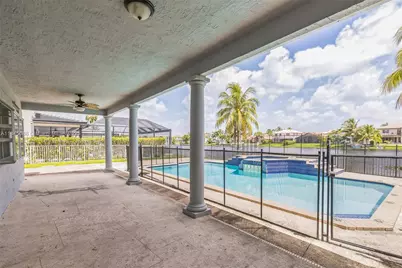 18091 SW 22nd St, Miramar, FL 33029 - Photo 36