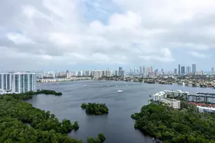 16385 Biscayne Blvd, North Miami Beach, FL 33160 - Photo 2