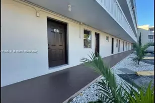18900 NE 14th Ave, Miami, FL 33179 - Photo 10