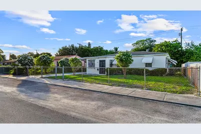 1235 NW 86th St, Miami, FL 33147 - Photo 2