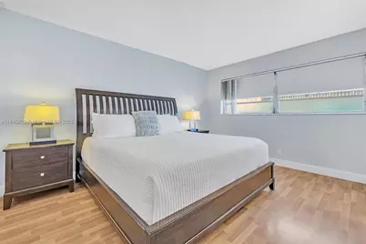 200 NE 12th Ave #3A, Hallandale Beach, FL 33009 - Photo 12