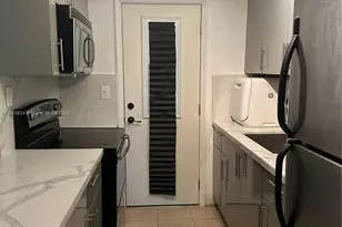 3242 Mary St, Miami, FL 33133 - Photo 2