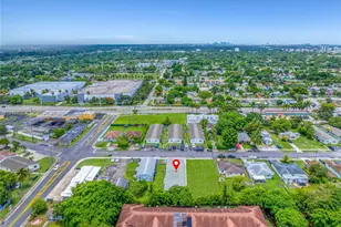 832 NW 10th St, Hallandale Beach, FL 33009 - Photo 16