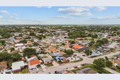 117 W 34th St, Hialeah, FL 33012 - Photo 22