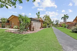 6322 Royal Woods Dr, Fort Myers, FL 33908 - Photo 26