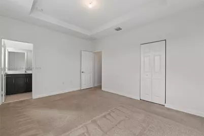 10861 W 32nd Ln #10861, Hialeah, FL 33018 - Photo 20