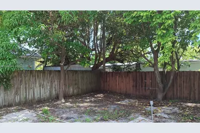 706 NE 3rd Ave #1, Pompano Beach, FL 33060 - Photo 10