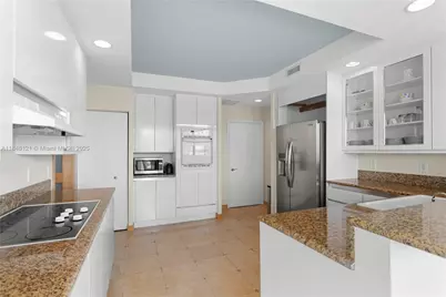 21050 Point Pl #1103, Aventura, FL 33180 - Photo 14