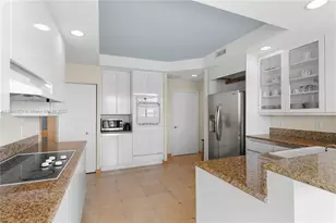 21050 Point Pl, Aventura, FL 33180 - Photo 14