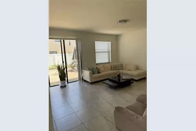 3523 W 105th Pl, Hialeah, FL 33018 - Photo 4
