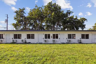 3932 SW 12th Pl, Fort Lauderdale, FL 33312 - Photo 6